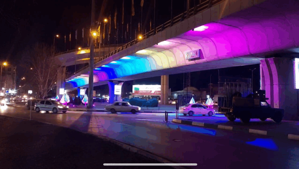 پروژکتور رنگی